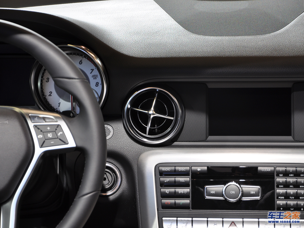 奔驰slk级中央出风口